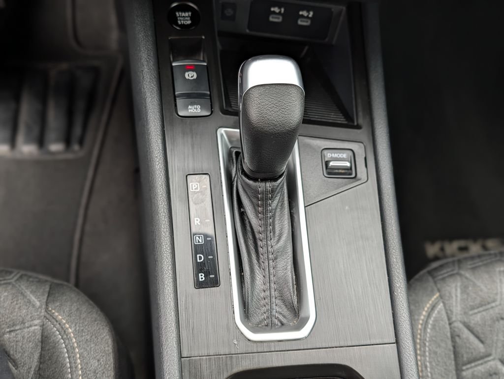 2025 Nissan Kicks SV - Photo 32