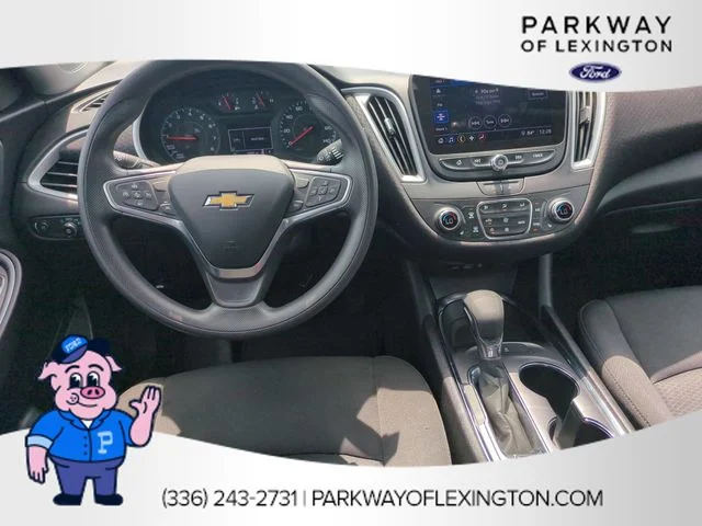 Used 2023 White Chevrolet LT image 29