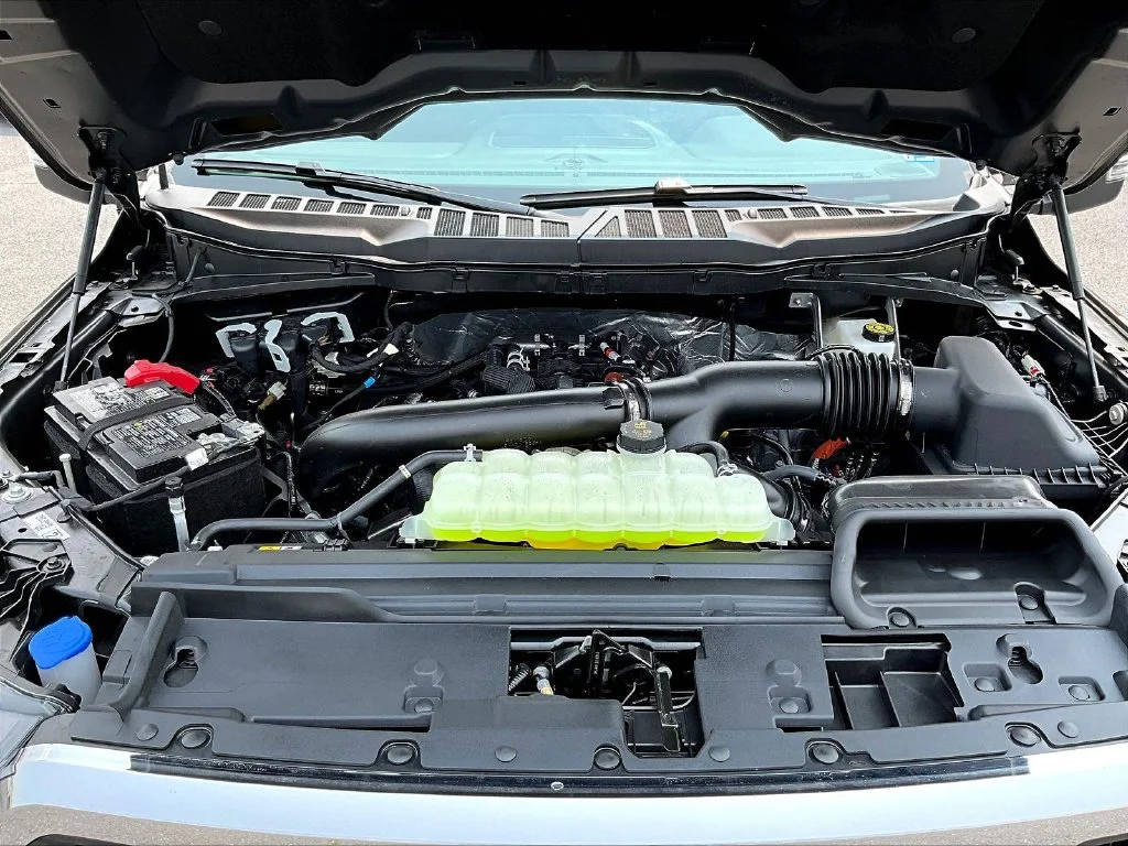 New 2026 Marsh Gray Ford Lariat® image 12
