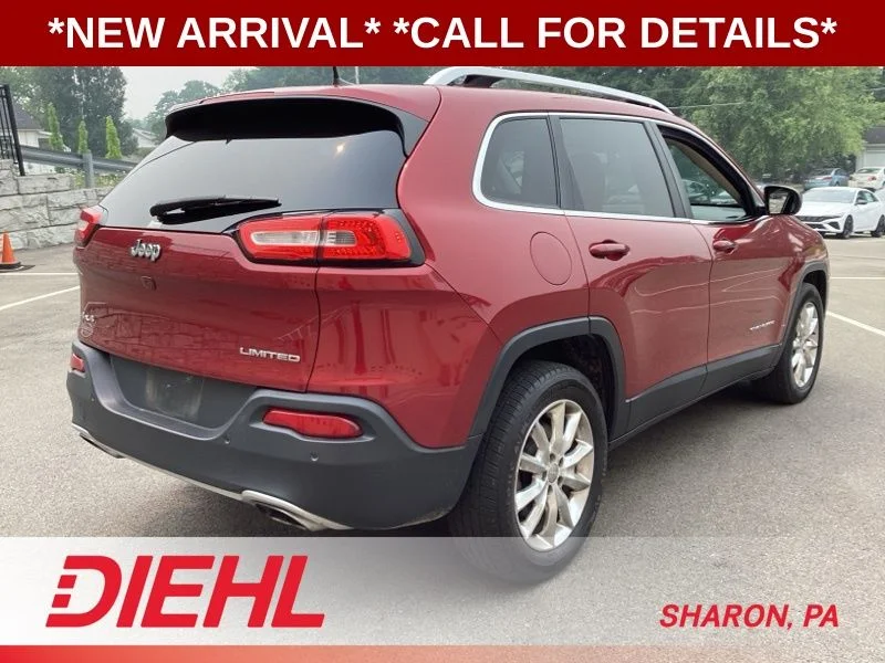 Used 2017 Red Jeep Limited image 7