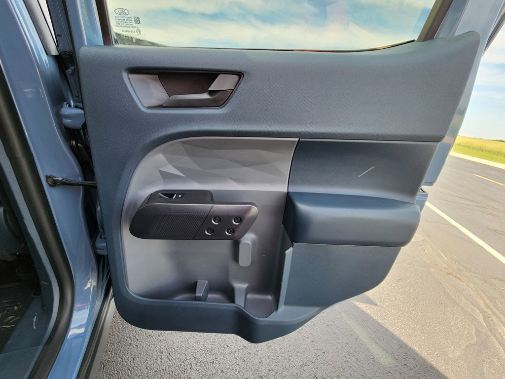 Used 2024 Azure Gray Metallic Tri-Coat Ford LARIAT Advanced image 20