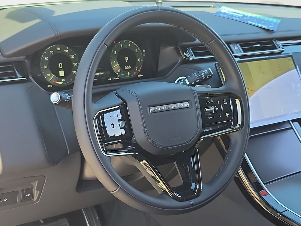 New 2026 Fuji White Land Rover Dynamic SE image 16