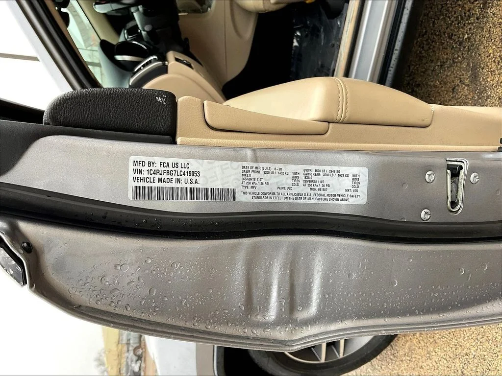 Used 2020 Billet Silver Metallic Jeep Limited image 19