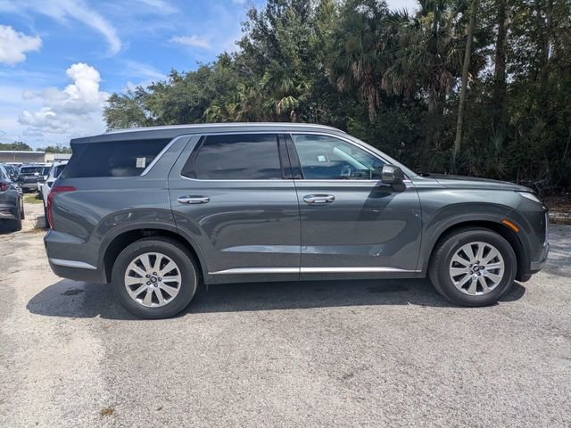 Used 2023 Gray Hyundai SEL image 2