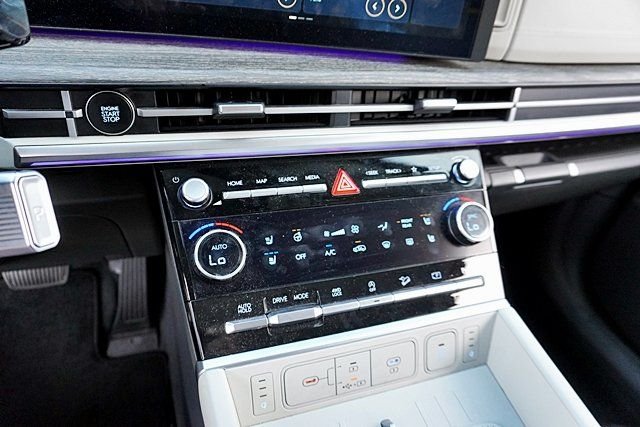 Used 2024 Green Hyundai Calligraphy image 30