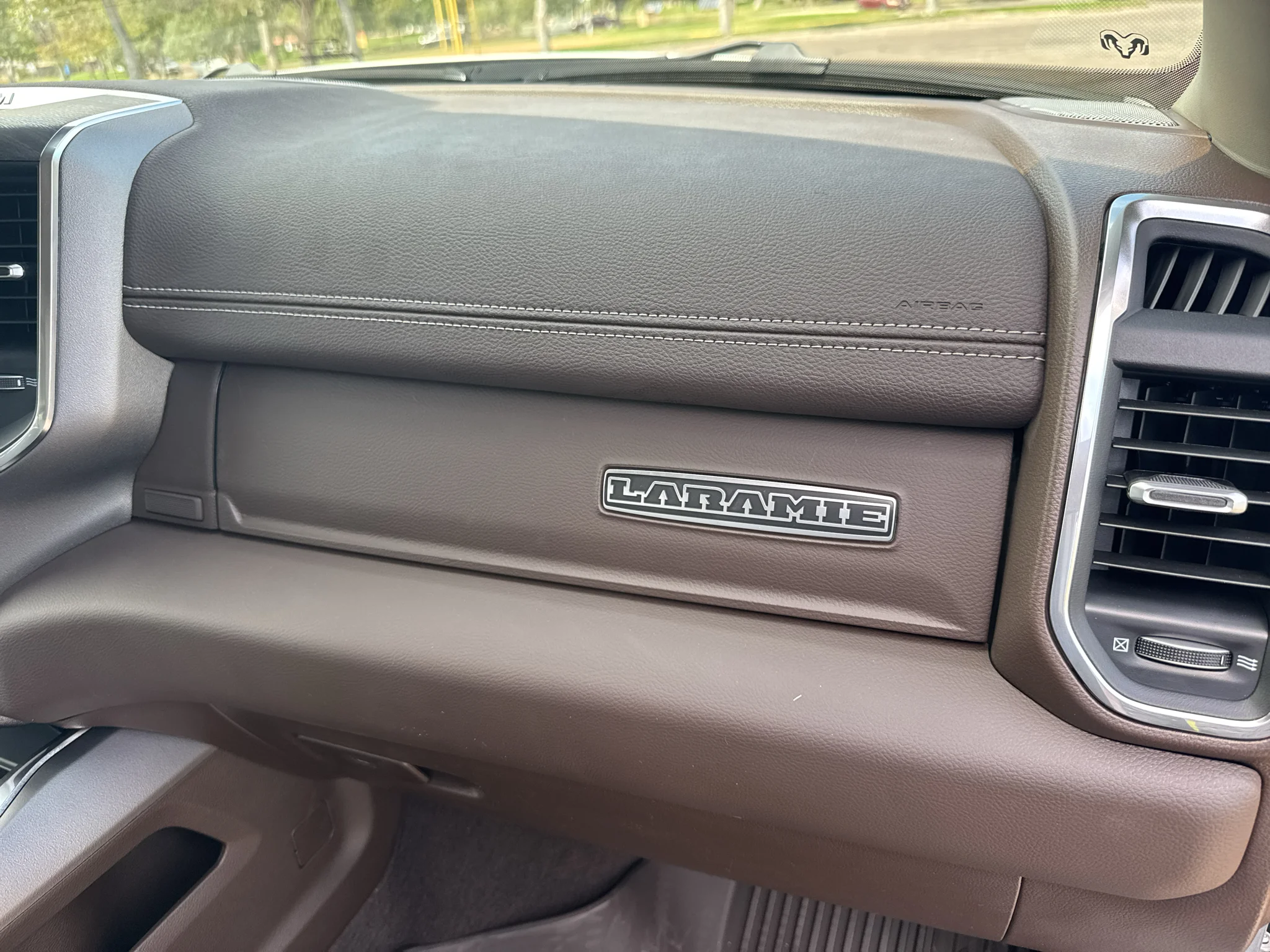 New 2027 Silver-Zynith Exterior Paint RAM Laramie image 11