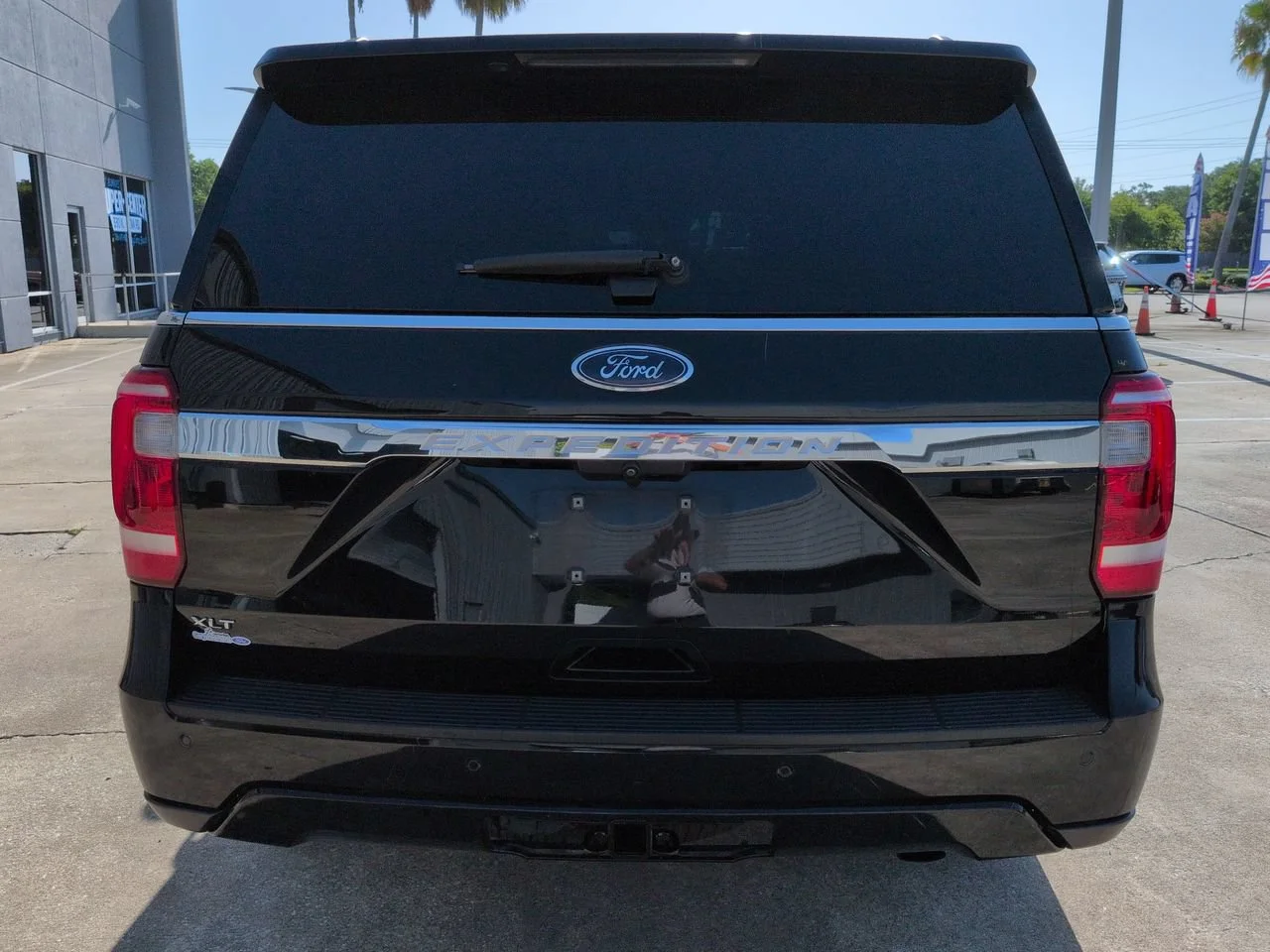 Used 2021 Black Metallic Ford XLT image 5