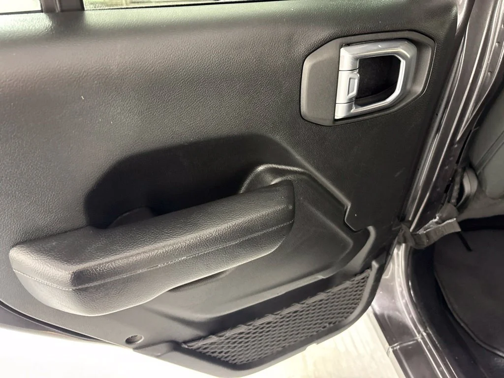 Used 2023 Gray Jeep Sport S image 20