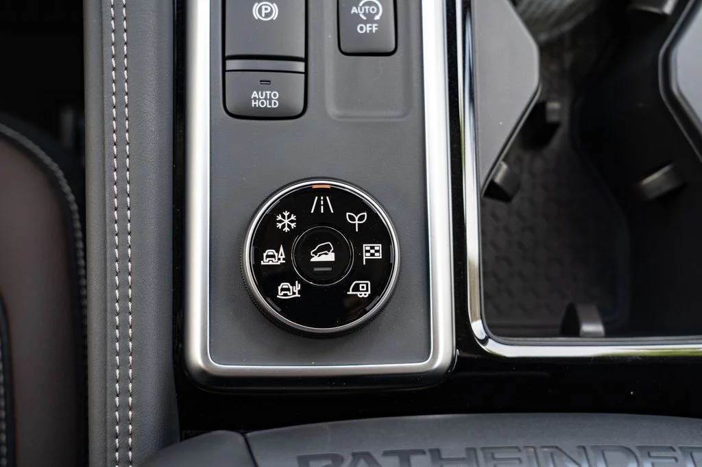 New 2026 Gun Metallic Nissan Platinum image 20