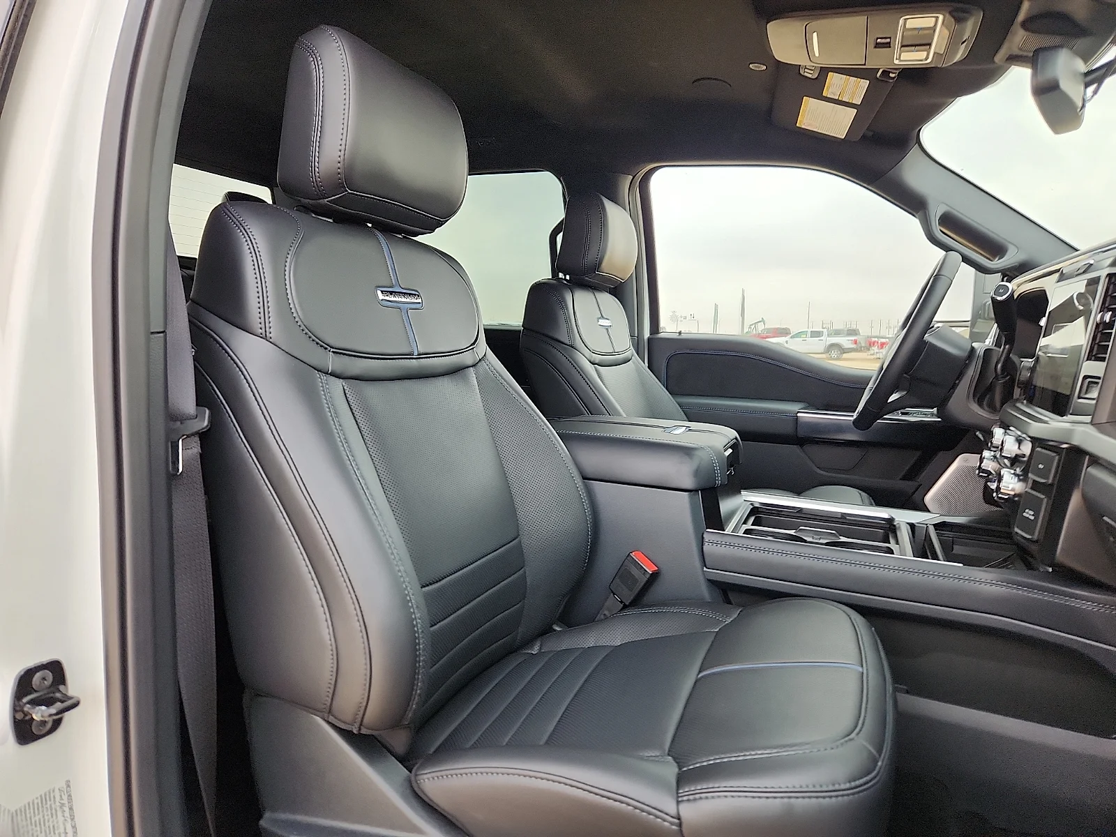 New 2026 Star White Metallic Tri-Coat Ford F-250® Platinum® image 20
