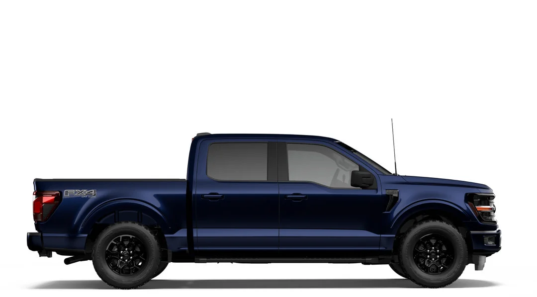 New 2026 ANTIMATTER BLUE METALLIC Ford XLT image 4
