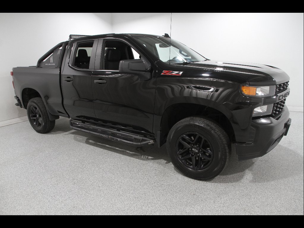 2019 Chevrolet Silverado 1500 Custom Trail Boss 4X4 Double Cab Std Box's photo