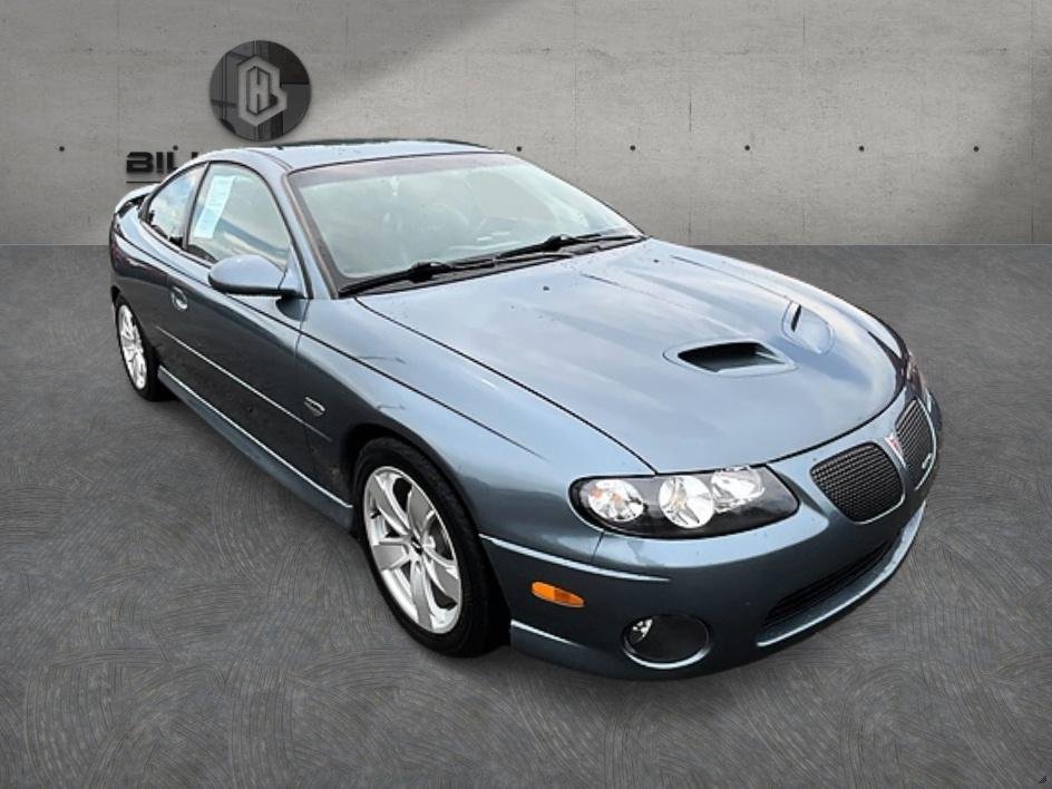 Used 2006 Gray Pontiac Base image 4