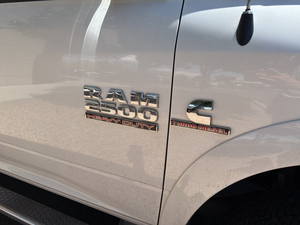 Used 2017 Bright White Clearcoat Ram Laramie image 4