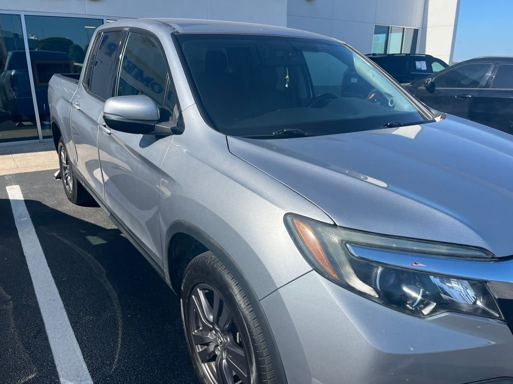 Used 2019 Lunar Silver Metallic Honda Sport image 3