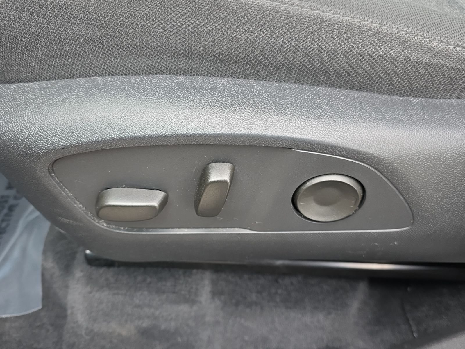 Used 2025 Black GMC Elevation image 30