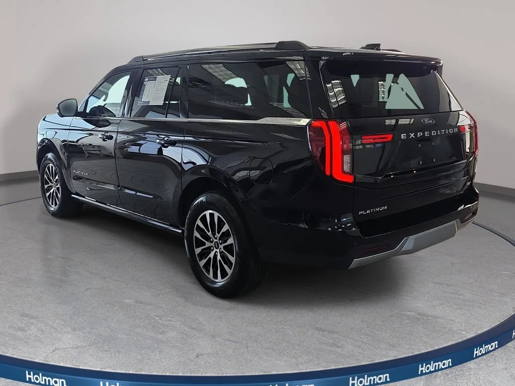 Used 2025 Agate Black Metallic Ford Platinum image 8