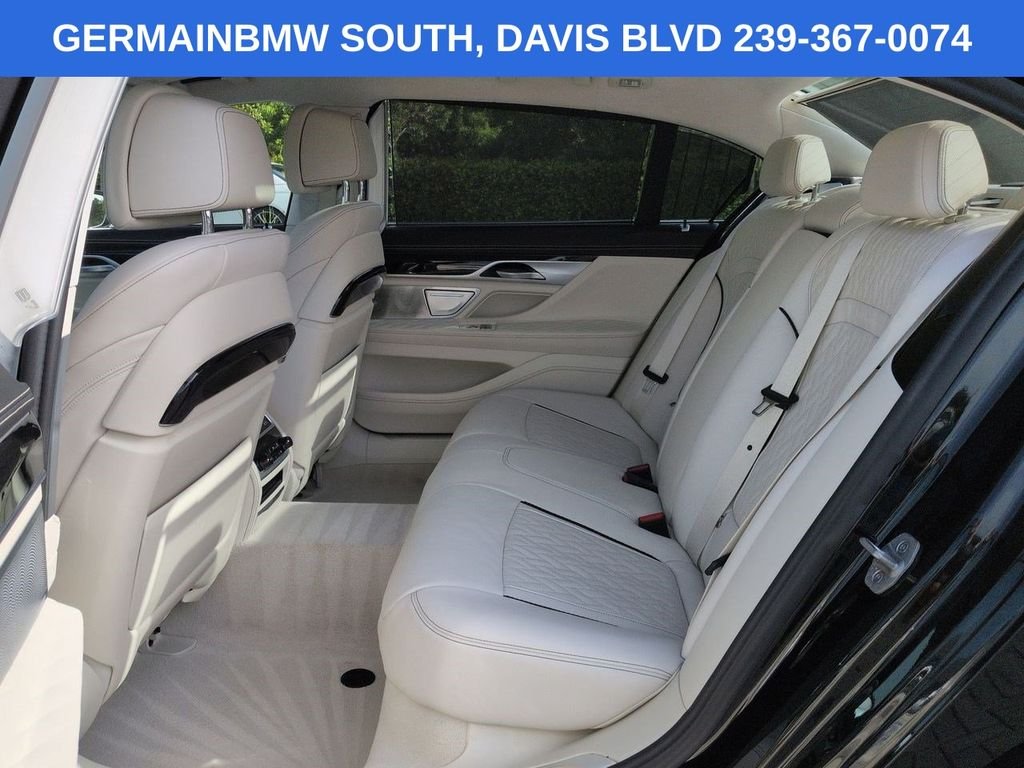 Certified Used 2022 Black Sapphire Metallic BMW ALPINA B7 xDrive image 15