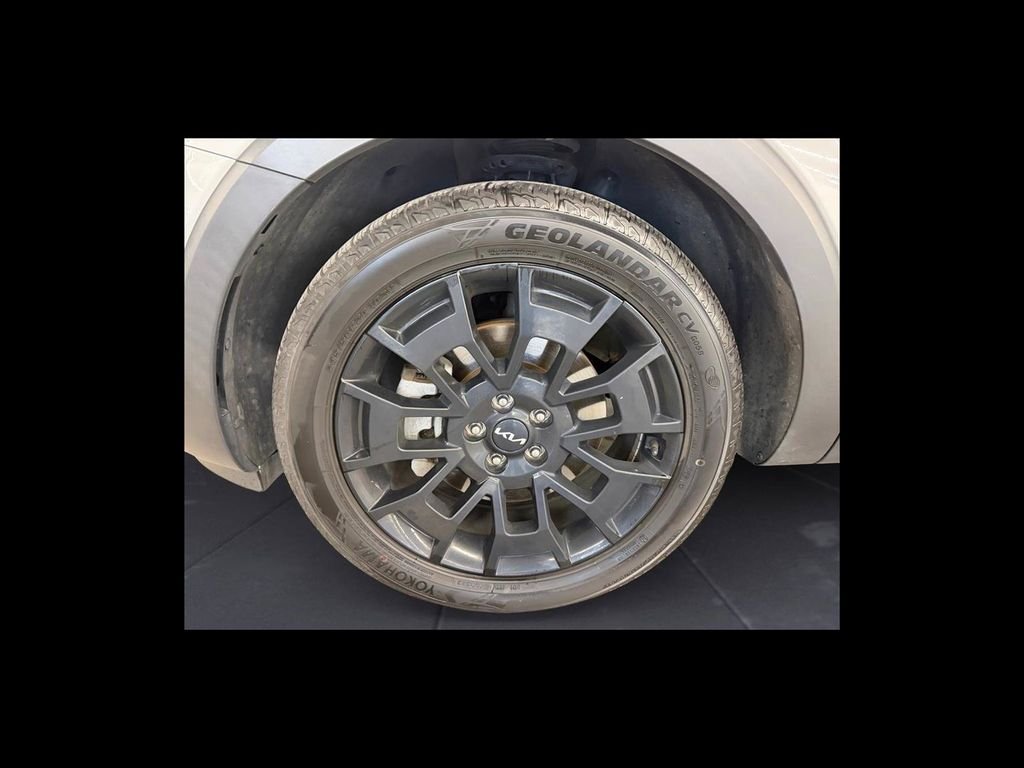Used 2022 Gray Kia SX image 10