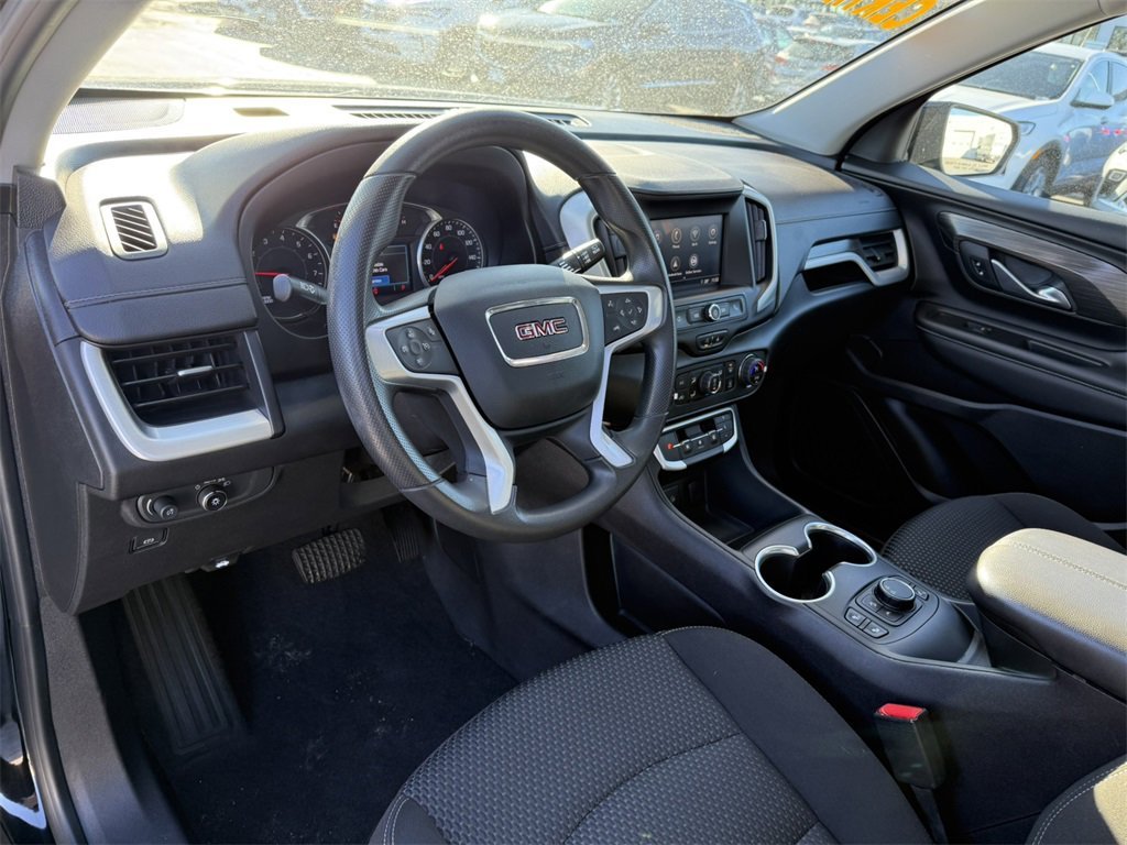 2022 GMC TERRAIN - Image 16
