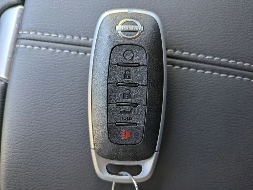 New 2026 Champagne Silver Metallic Nissan SL image 30