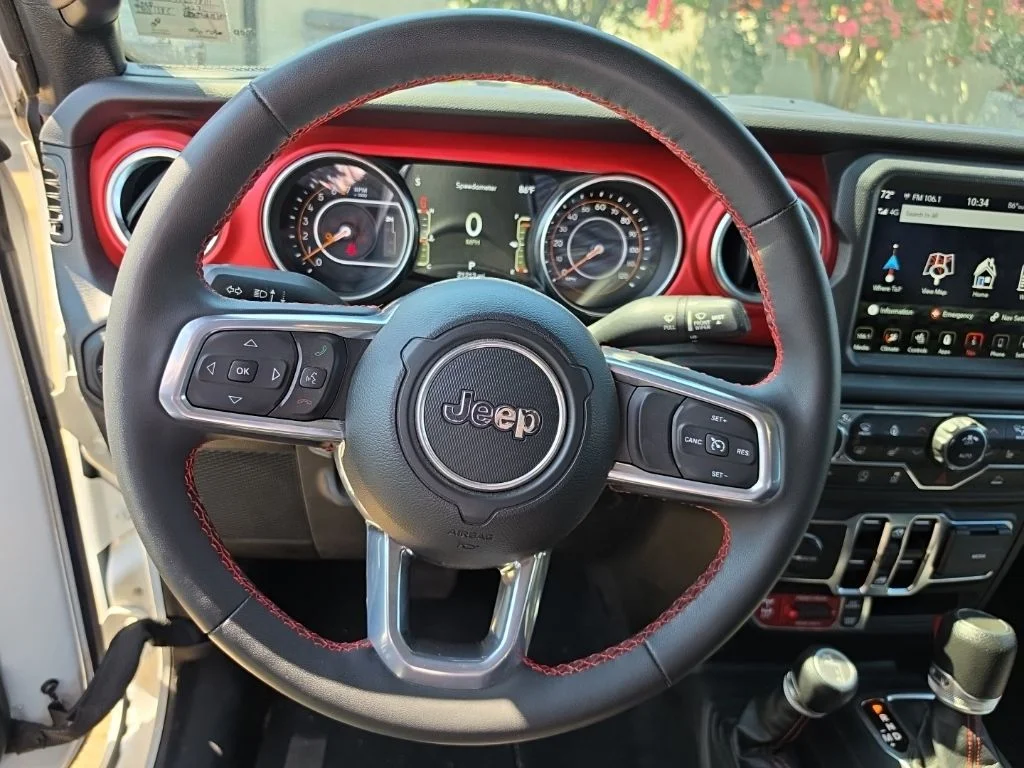 Used 2023 White/off-white Jeep Rubicon image 24