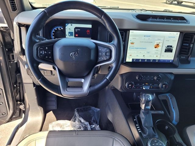 Used 2023 Gray Ford Wildtrak image 9
