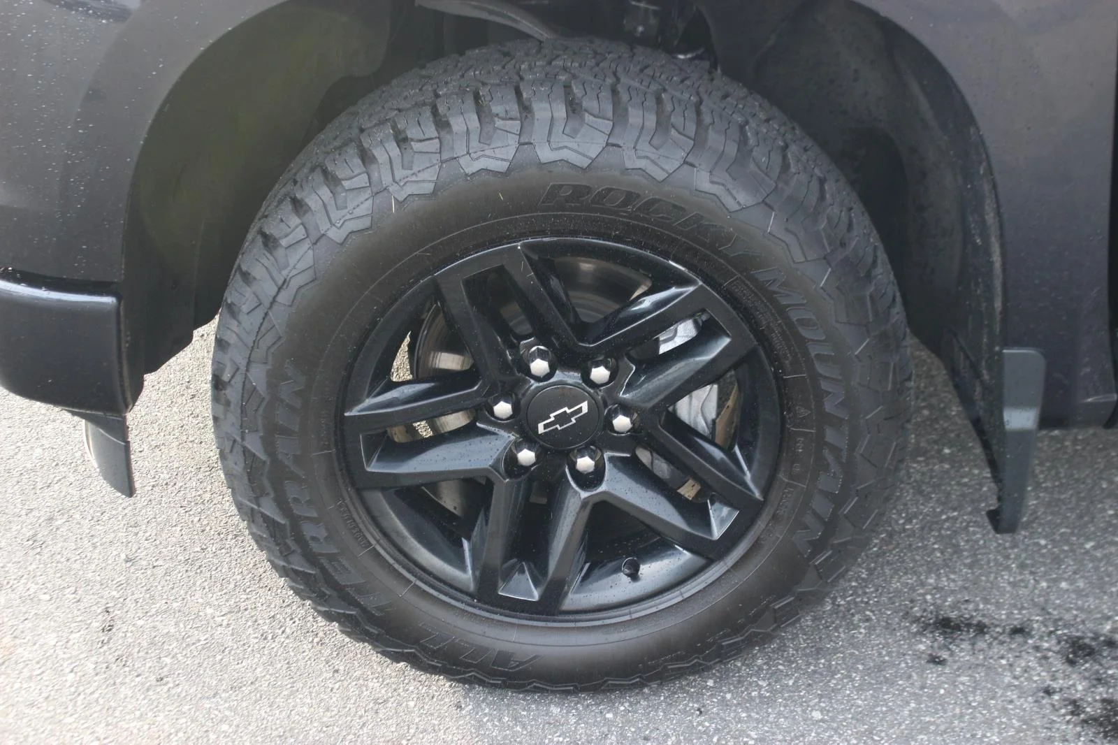 Used 2022 Dark Ash Metallic Chevrolet RST image 40