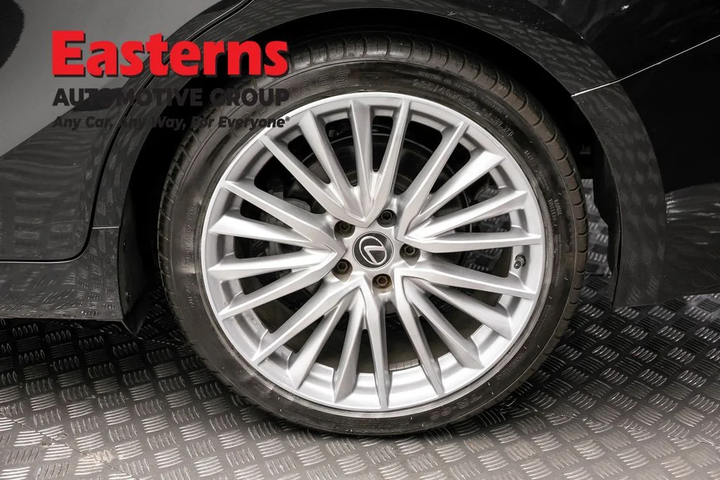 Used 2022 Black Lexus 300 image 8