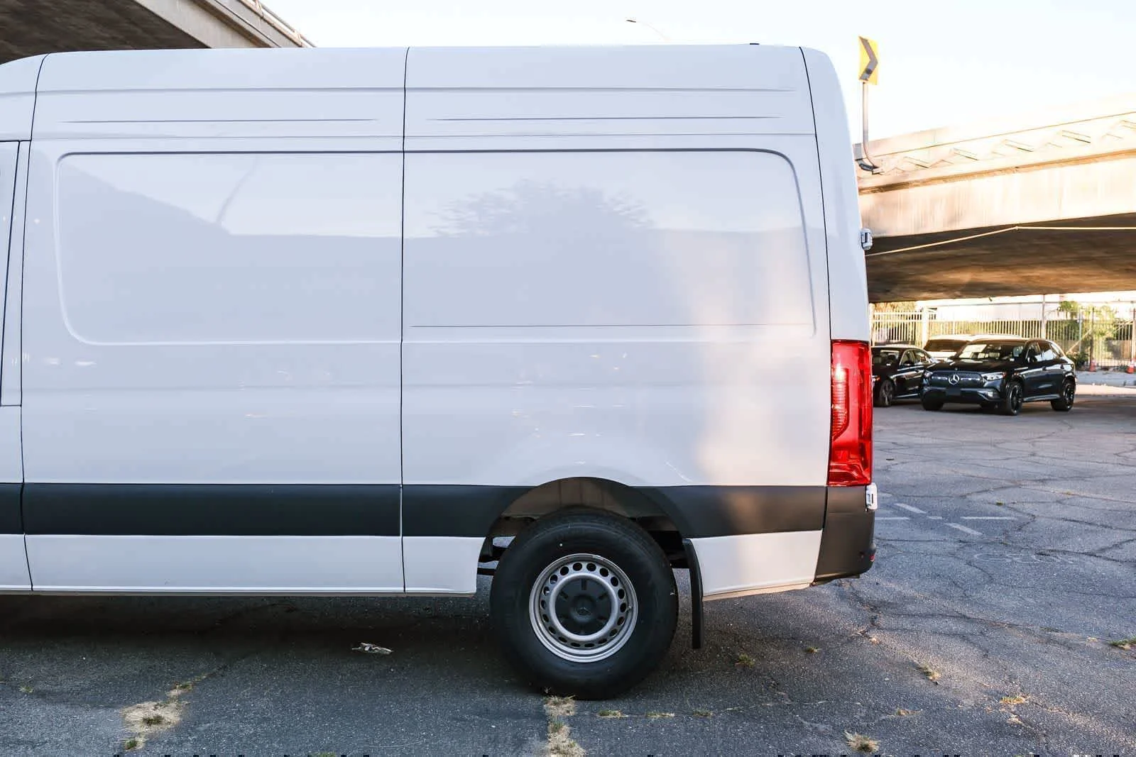 New 2026 Arctic White Mercedes-Benz Cargo 144WB High Roof RWD 2.0L I4 Diesel Turbo HO image 8