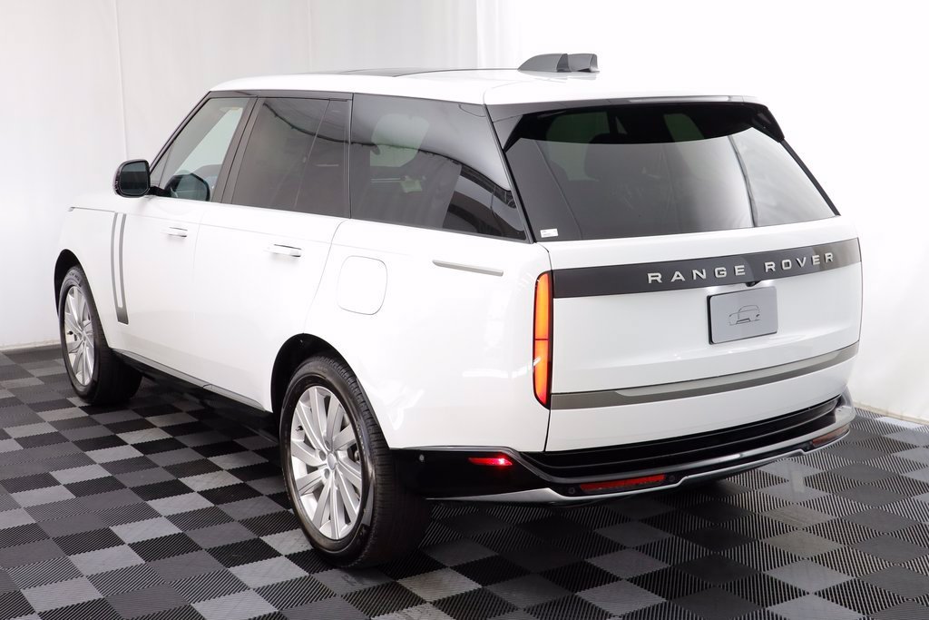 New 2025 Fuji White LAND ROVER SE PHEV image 16