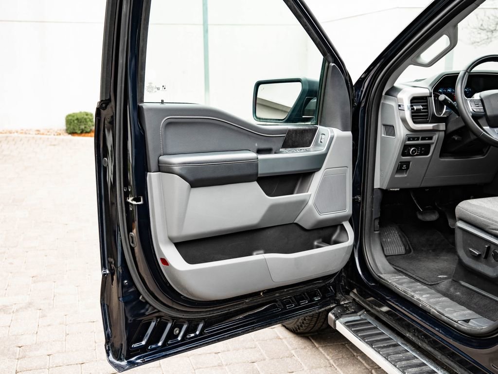 Used 2023 Antimatter Blue Metallic Ford XLT image 27