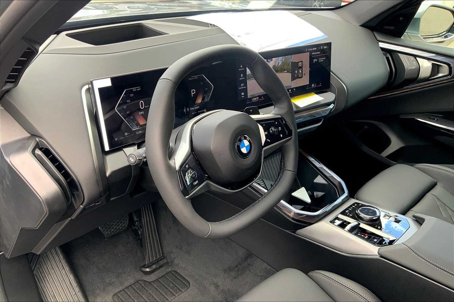 Used 2026 Skyscraper Grey Metallic BMW 30 xDrive image 9