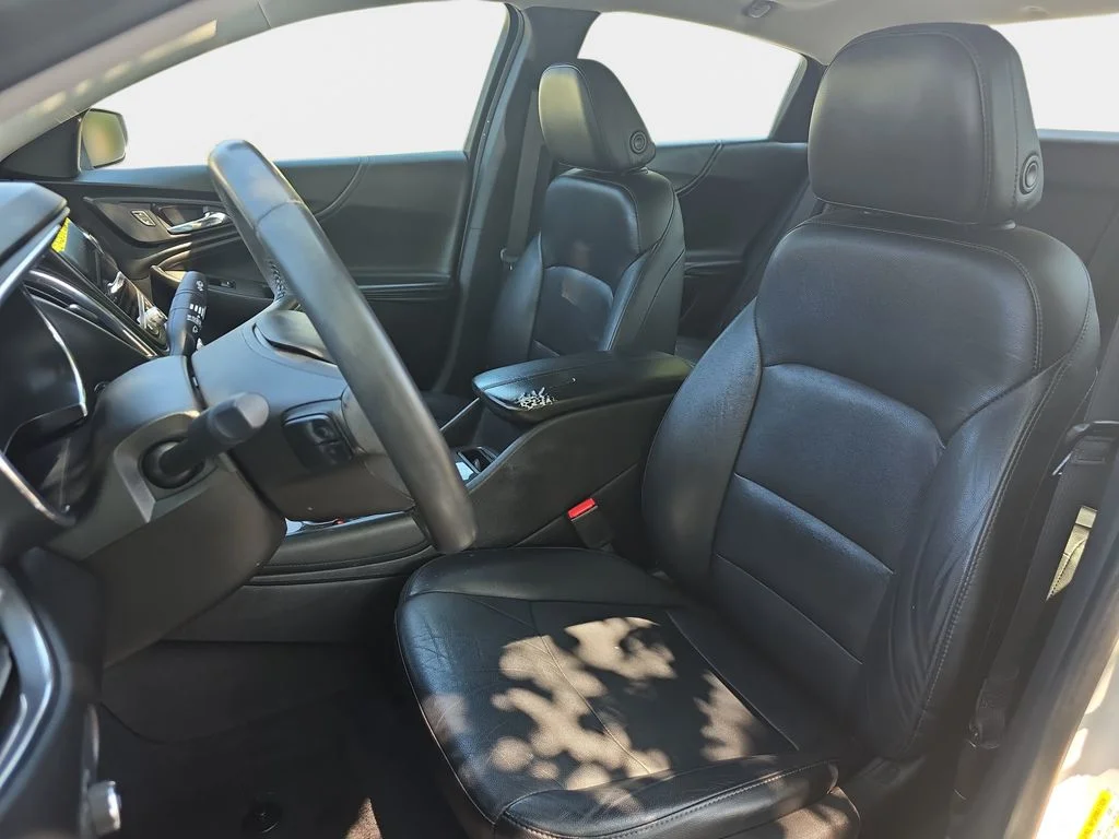 Used 2017 Beige Chevrolet Hybrid image 17