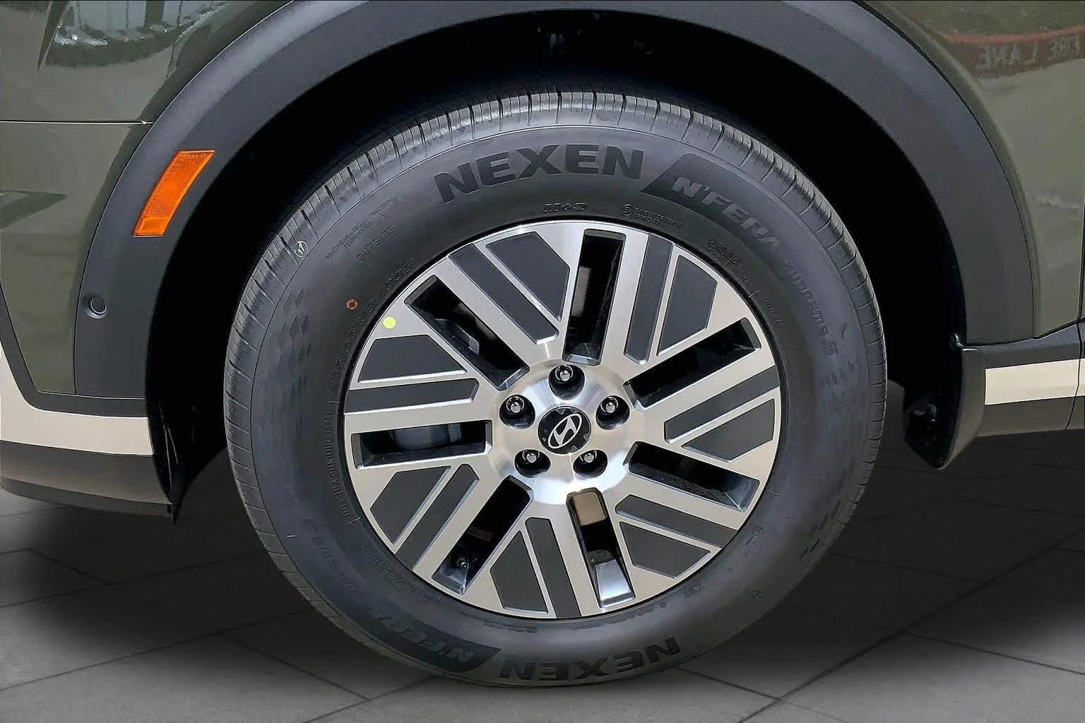 New 2026 Titan Green Hyundai SEL Premium 7P image 11