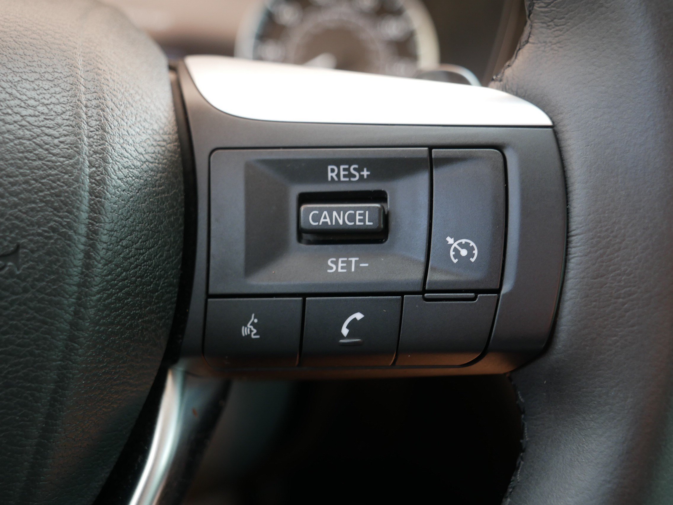 Used 2023 Mineral Black INFINITI PURE image 29