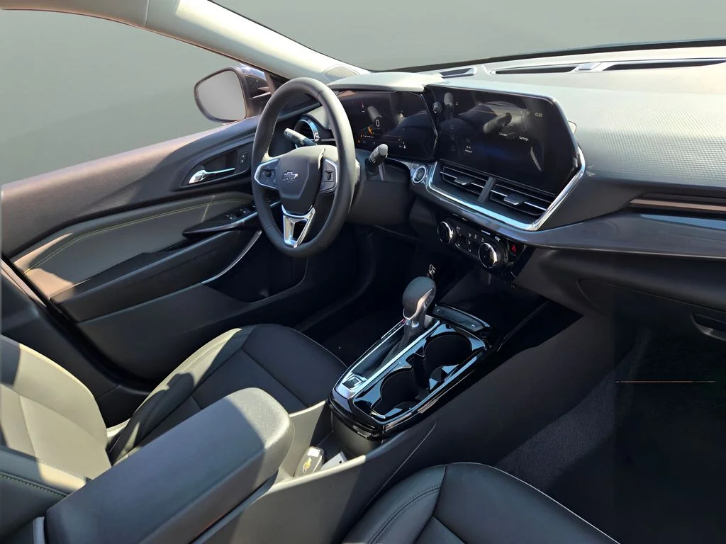 New 2026 White Chevrolet ACTIV image 8
