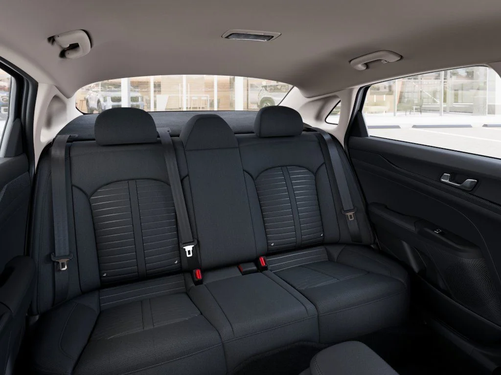 2026 Kia K5 LXS - Photo 16