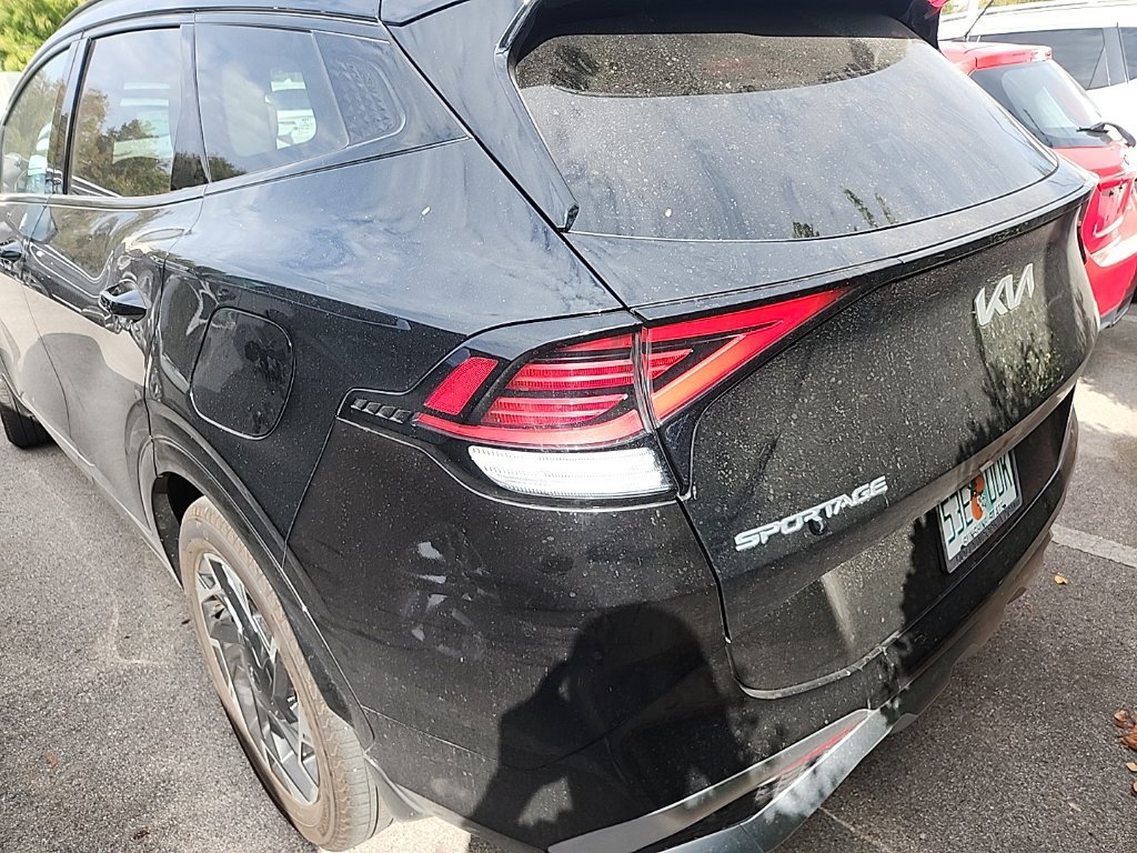 Used 2025 Black Kia SX-Prestige image 5