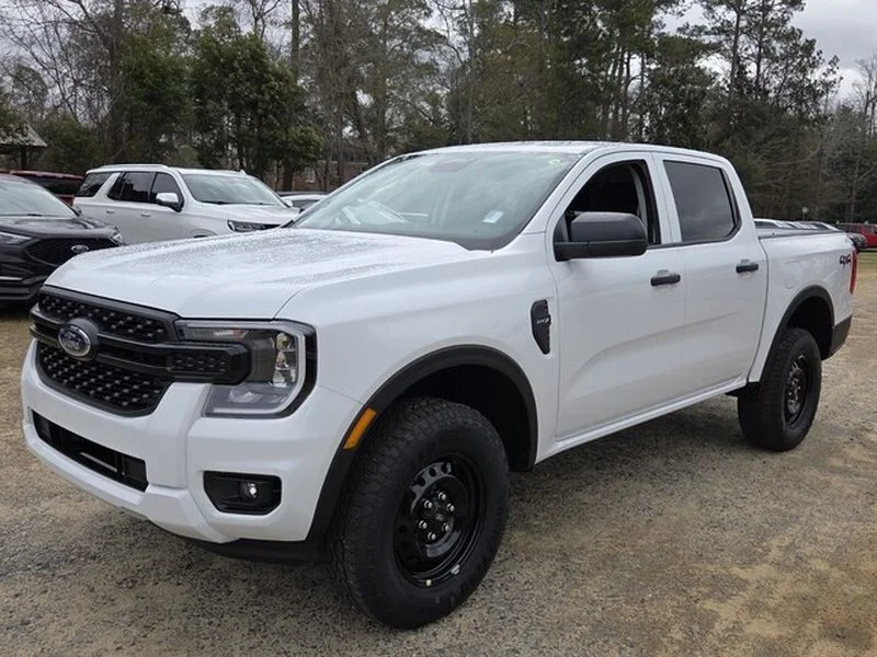 New 2026 Oxford White Ford XL image 3