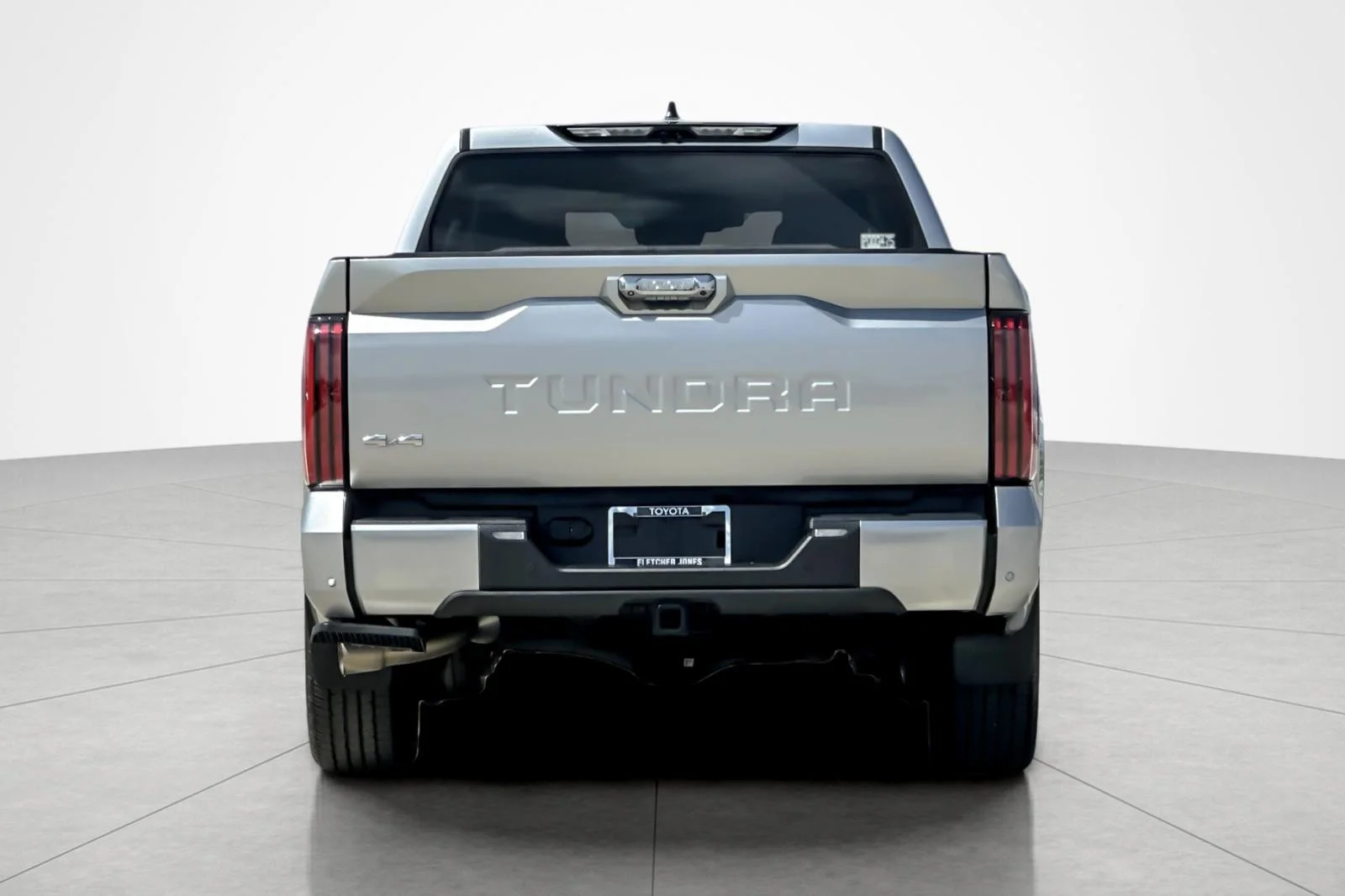 Used 2023 CELESTIAL SILVER MET Toyota Limited image 4