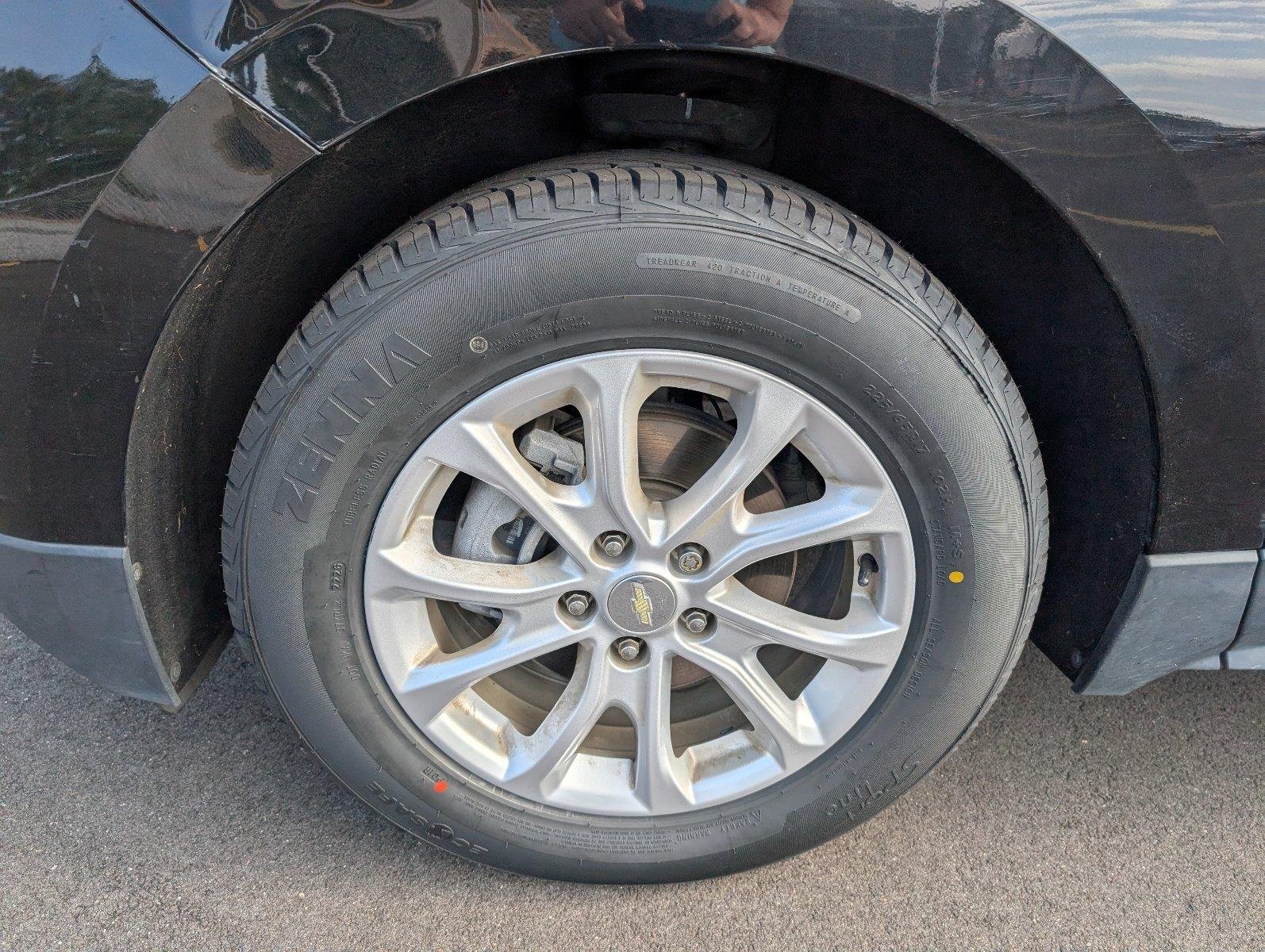 Used 2019 MOSAIC BLACK METALLIC Chevrolet LT image 11
