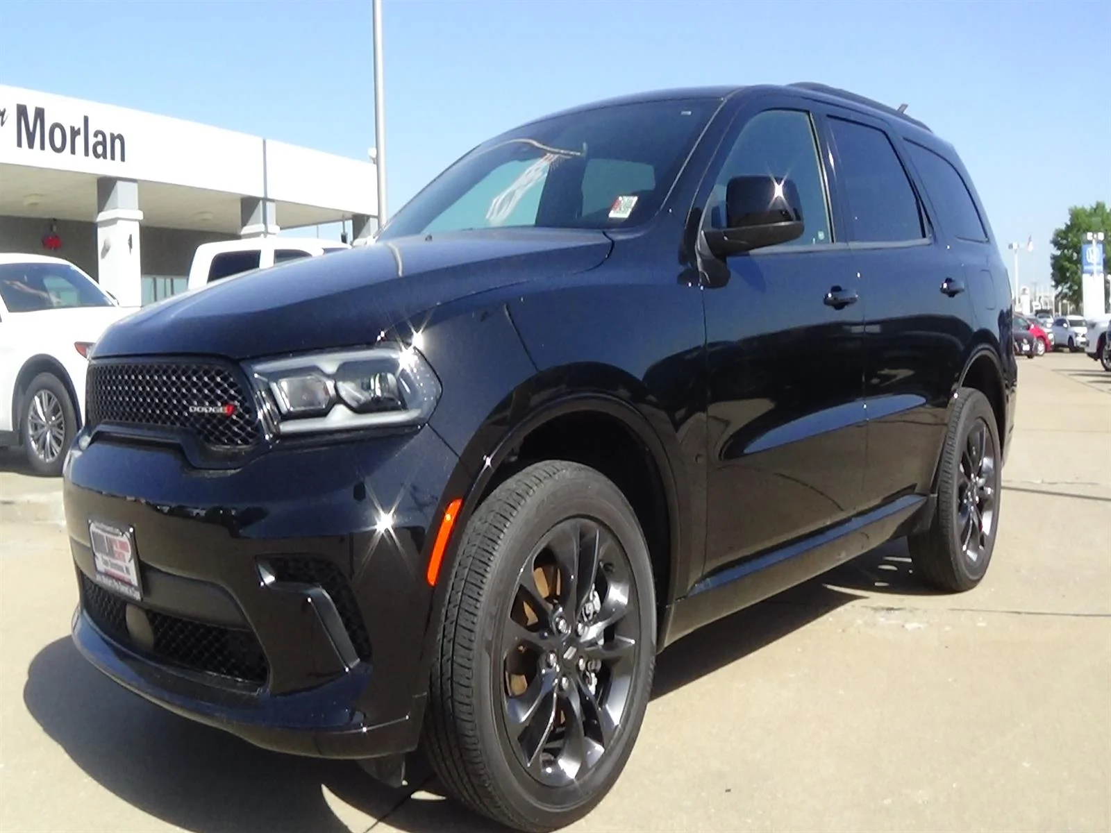Certified Used 2024 Diamond Black Clear Coat (pxj) Dodge SXT Plus image 2