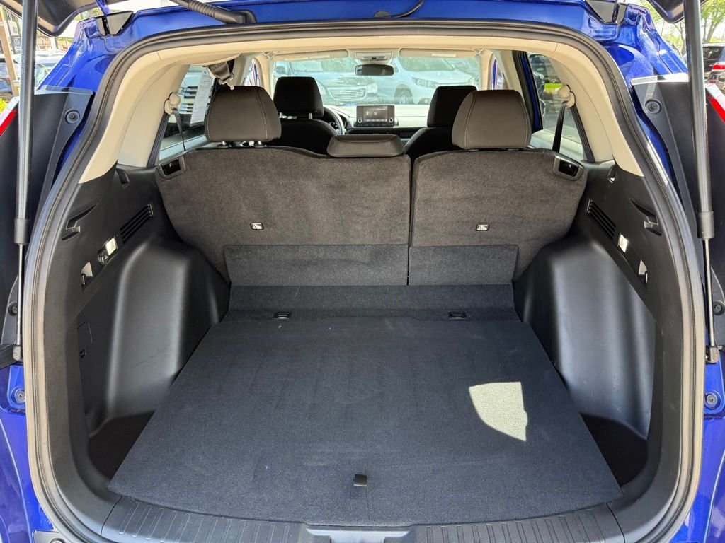 Used 2023  Honda EX image 17