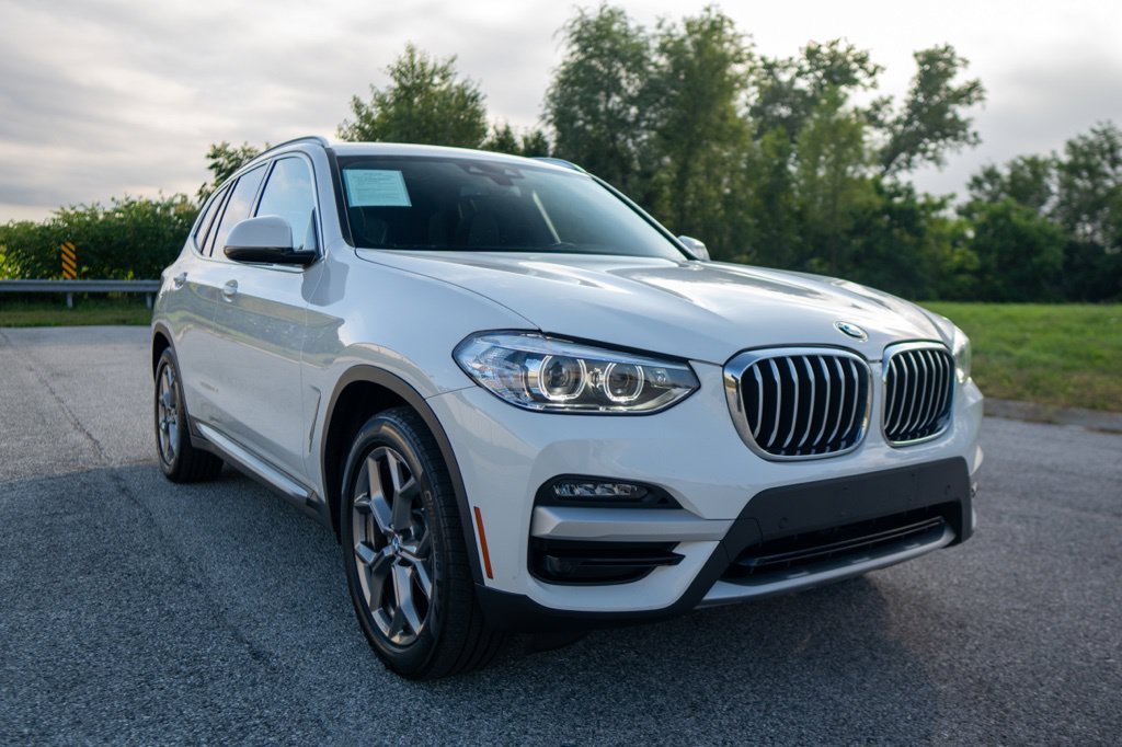 Used 2021 Alpine White BMW xDrive30i image 14