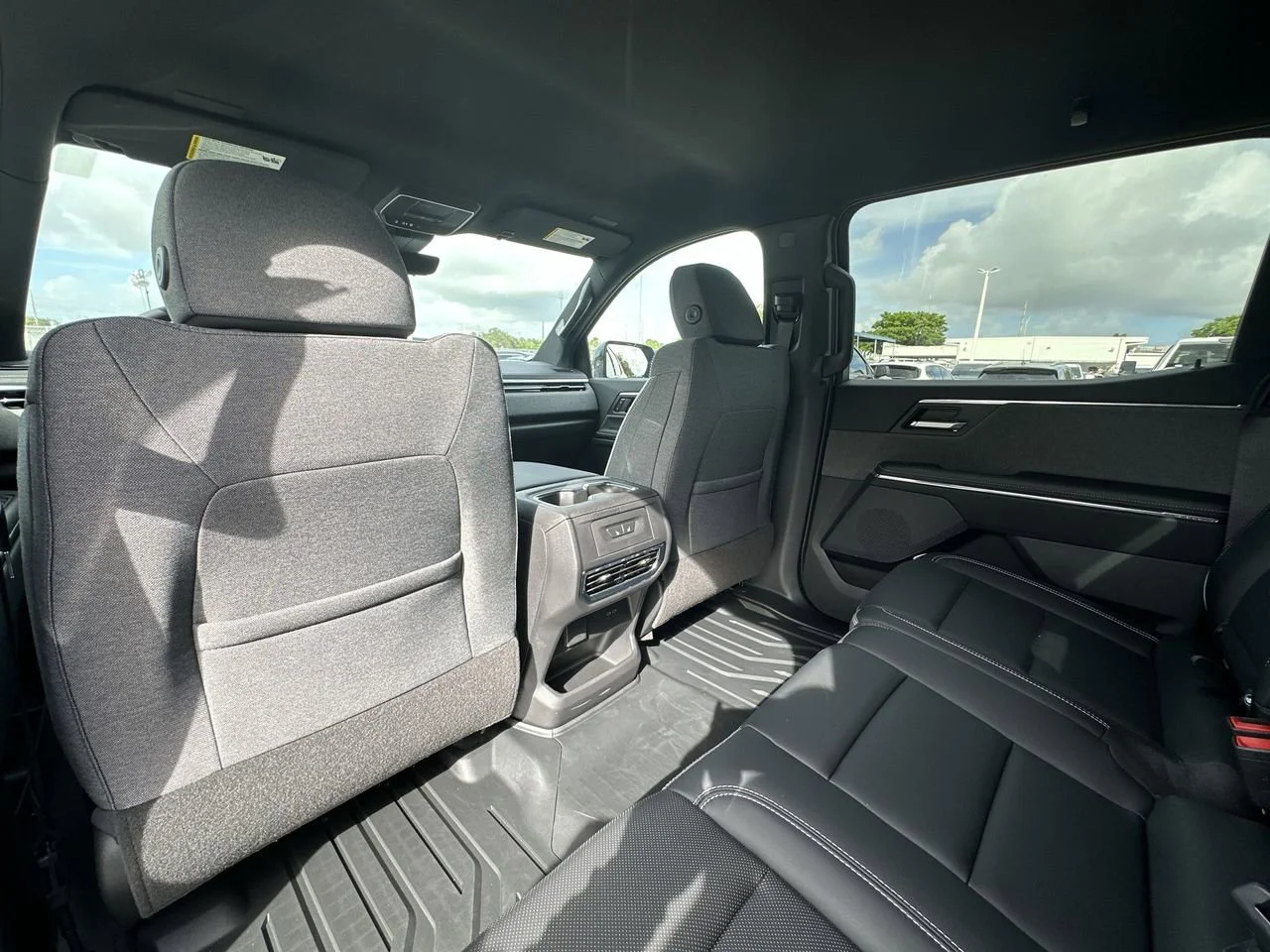 2026 GMC Sierra EV Elevation - Photo 23