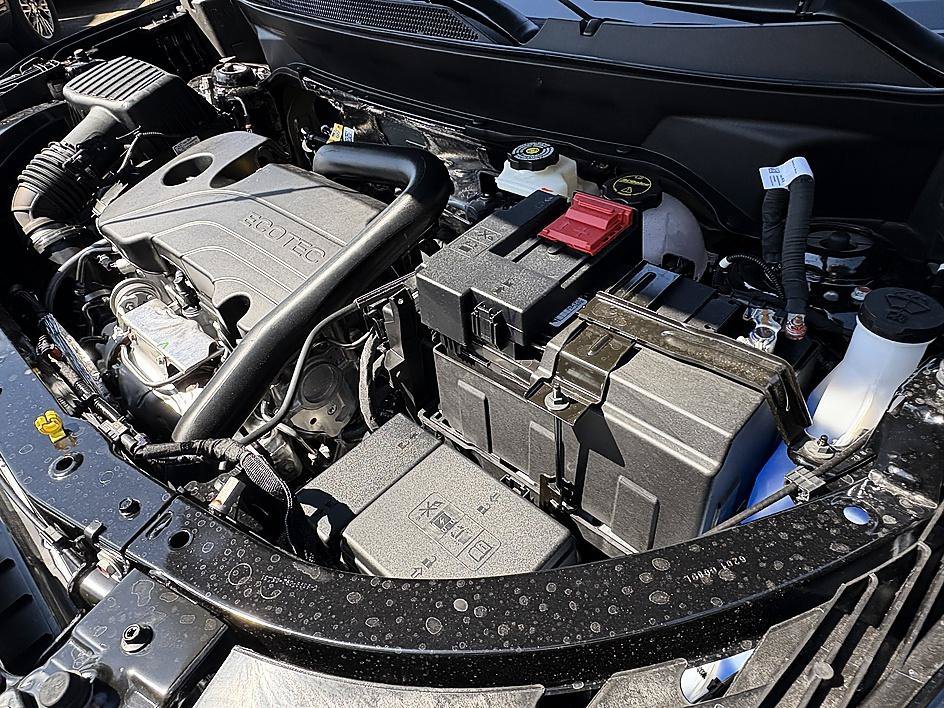 New 2026 Mosaic Black Metallic Chevrolet RS image 21
