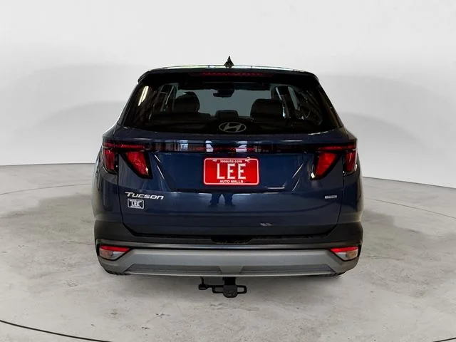 Used 2025 Blue Hyundai SE image 4