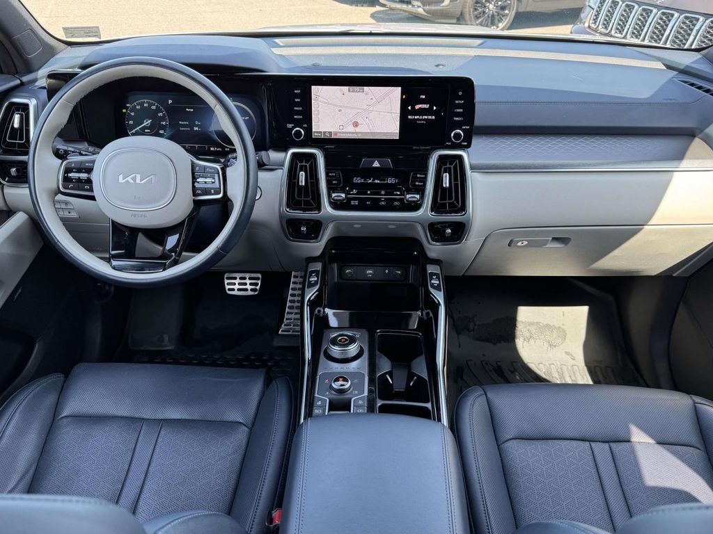 Used 2023 Silver Kia SX Prestige image 17
