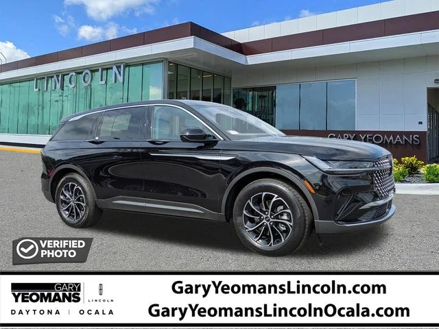2025 Lincoln Nautilus Premiere AWD's photo